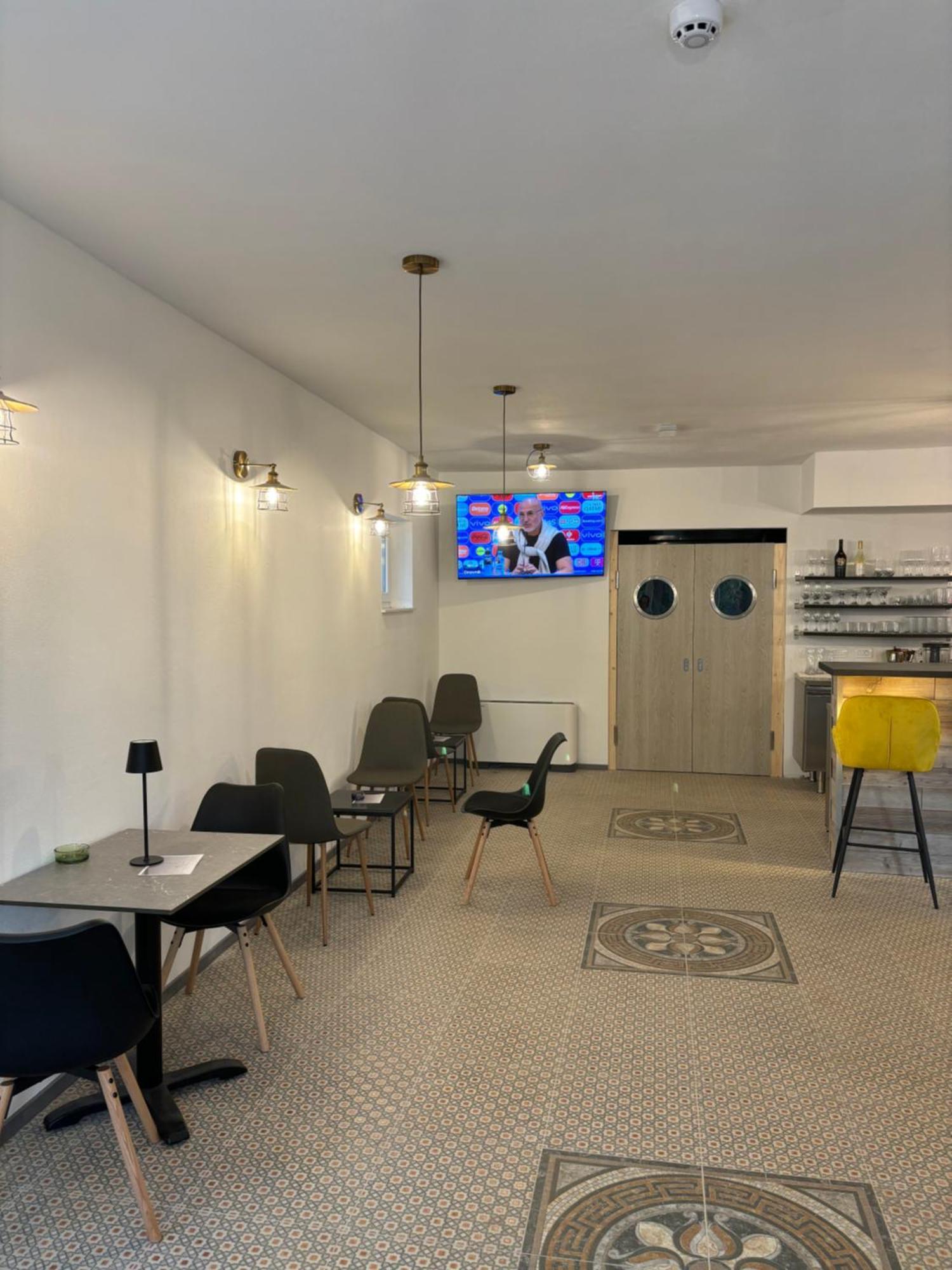 Captain' S Villa Boutique Hotel ヴェリ・ロシニュ エクステリア 写真