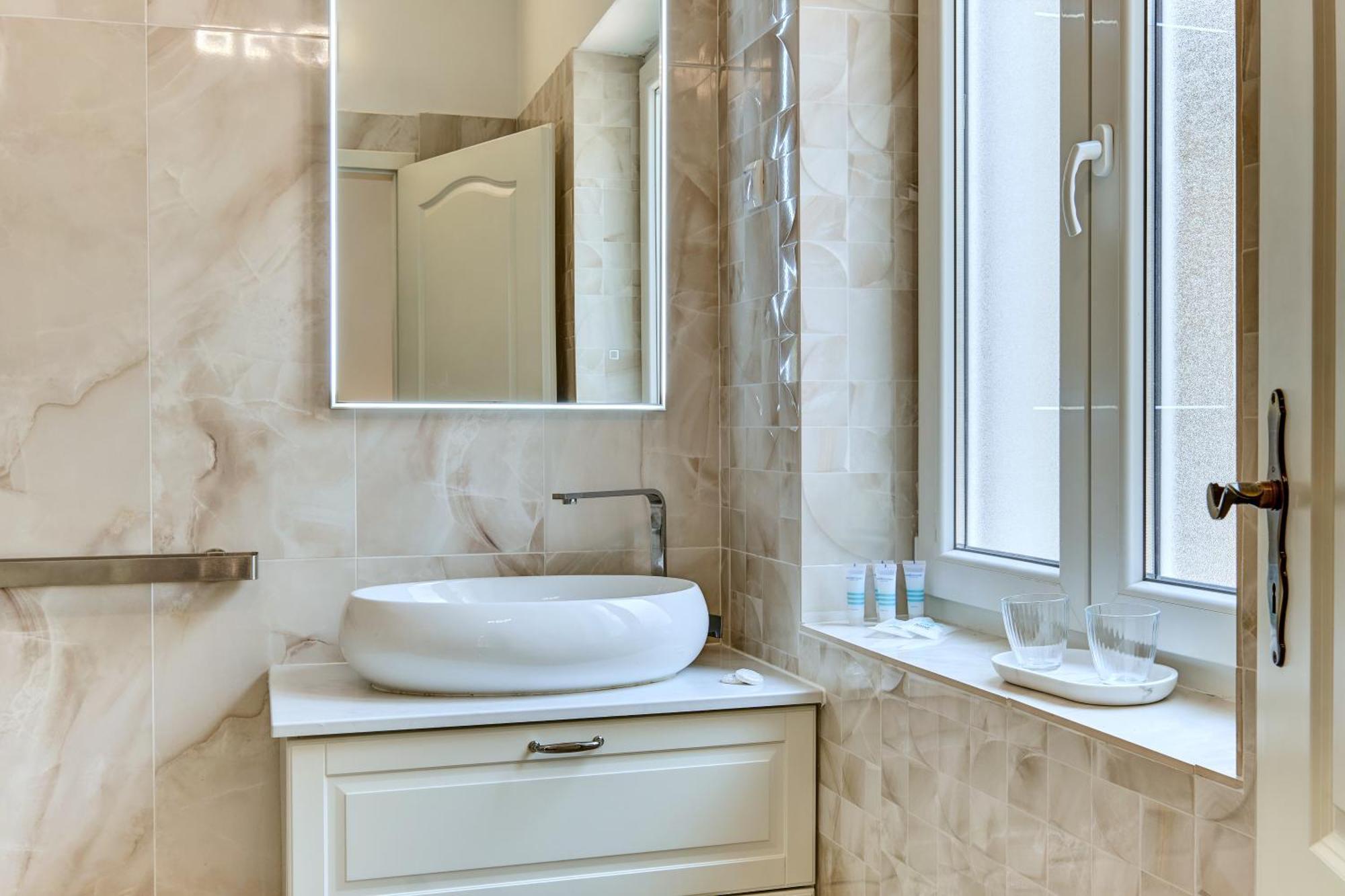 Captain' S Villa Boutique Hotel ヴェリ・ロシニュ エクステリア 写真