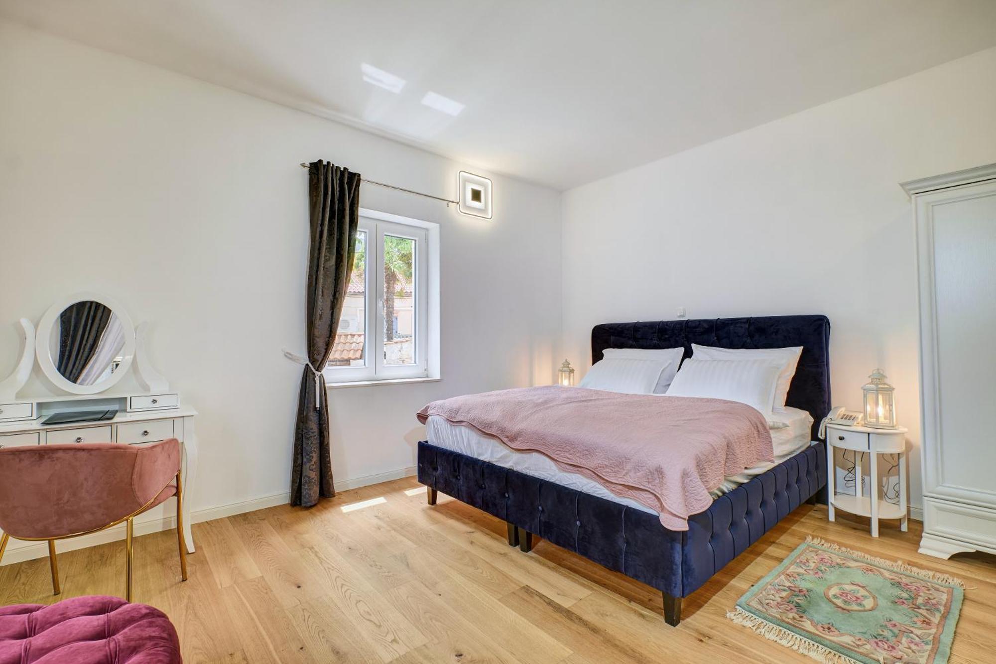 Captain' S Villa Boutique Hotel ヴェリ・ロシニュ エクステリア 写真